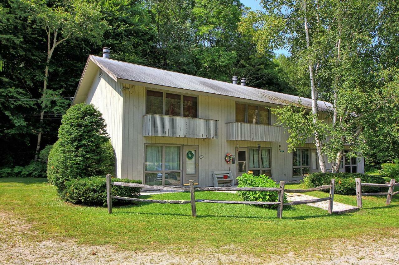 Quaint Condo 5 Minutes To The Ski Slopes Valley Park D1 Killington Exterior photo